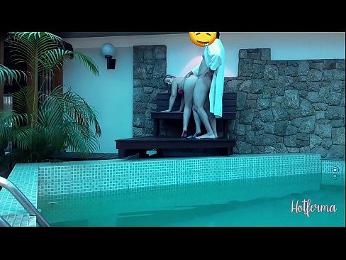 ❤️ Patron hizmetçiyi havuza davet eder ama bir sıcağa dayanamaz ❤️❌ Sikiş videosu  bize %tr.cutebento.top ❌❤